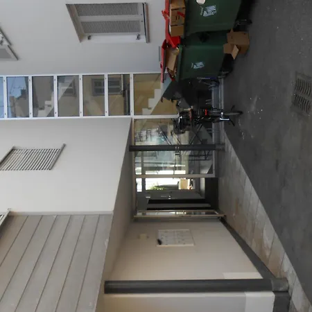 Bahnhof *
